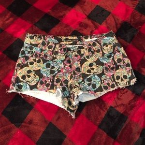 Skull Shorts